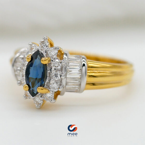 แหวนพลอยไพลิน (Blue Sapphire) ตัวเรือนทองคำ 14K น้ำหนักรวม 3.6 กรัม